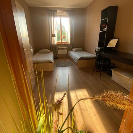 4 Pokoje - 86 M2 - 300 M Od Rynku Wrocław Zewnętrze zdjęcie