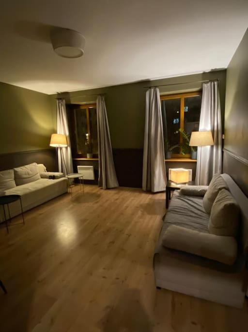 4 Pokoje - 86 M2 - 300 M Od Rynku Wrocław Zewnętrze zdjęcie