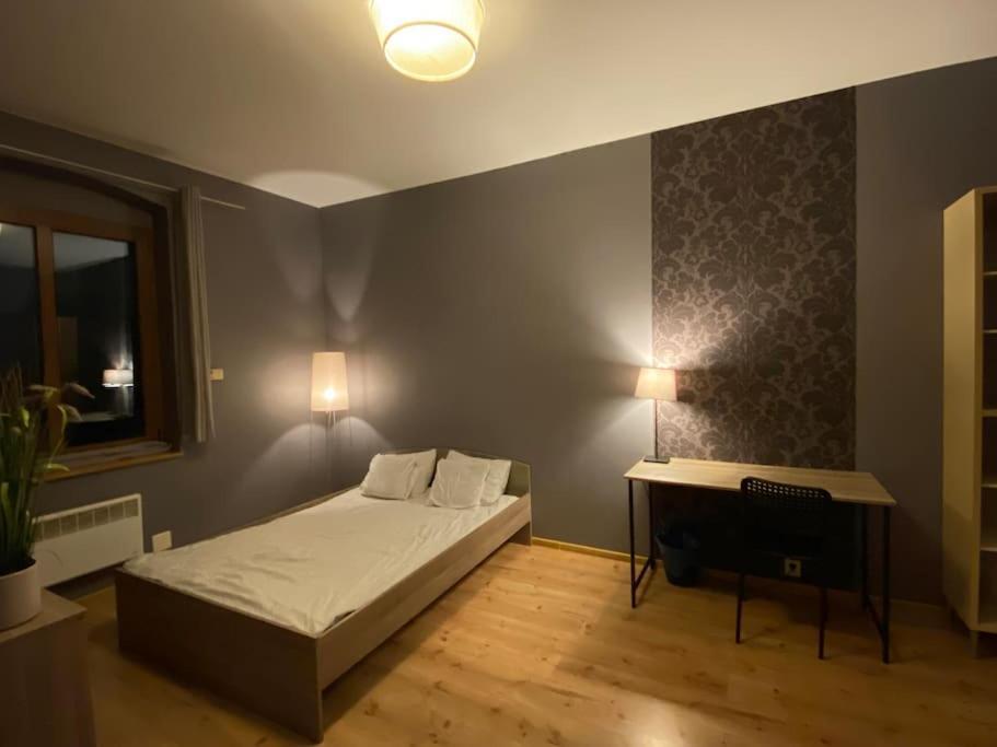 4 Pokoje - 86 M2 - 300 M Od Rynku Wrocław Zewnętrze zdjęcie