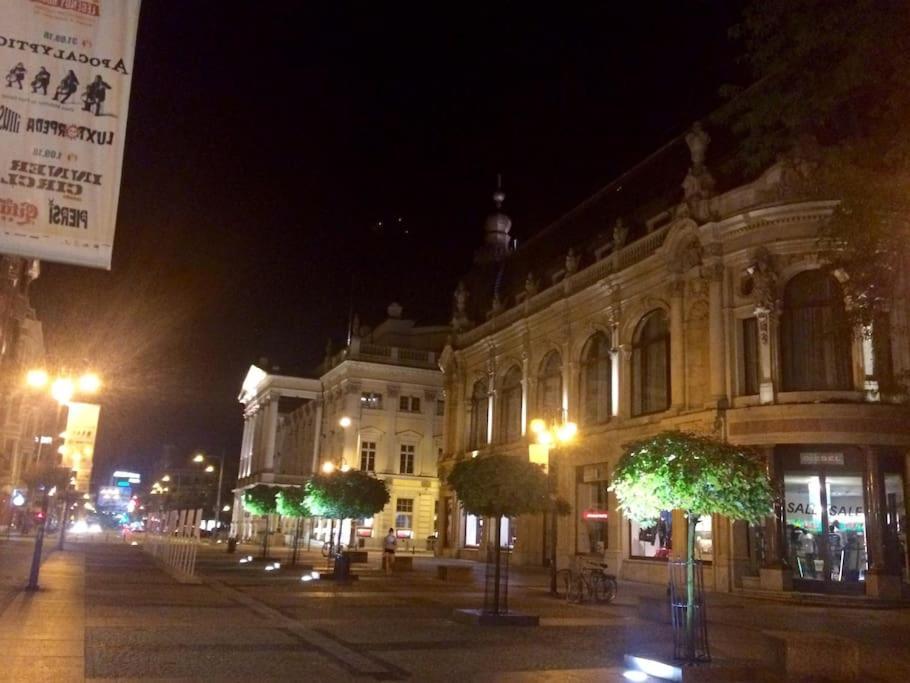 4 Pokoje - 86 M2 - 300 M Od Rynku Wrocław Zewnętrze zdjęcie