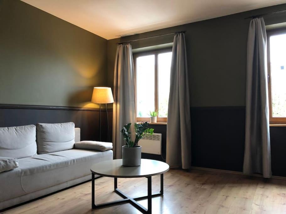 4 Pokoje - 86 M2 - 300 M Od Rynku Wrocław Zewnętrze zdjęcie